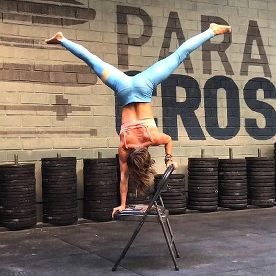 Leah Russell, Acrobat