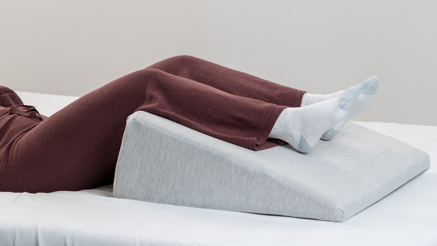 Bed Wedge Pillow image 7